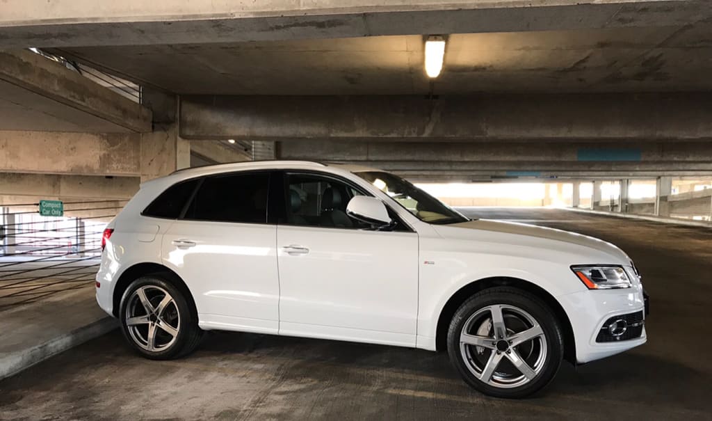 2017 Audi SQ5 with 20x9 wheels