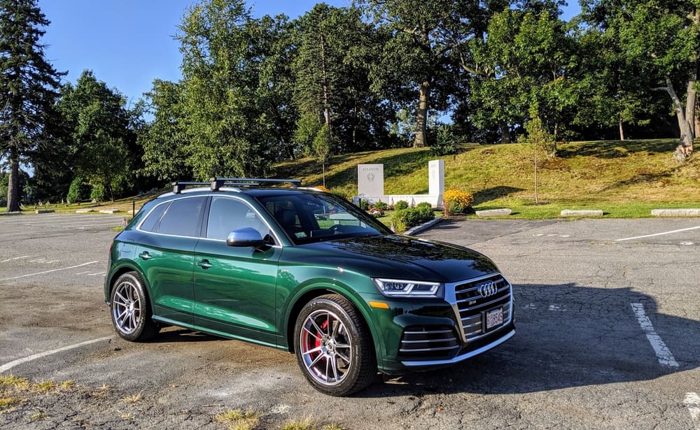 2016 Audi SQ5 with 20x9 wheels