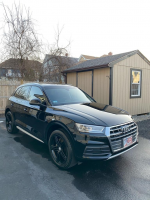 2016 Audi SQ5 with 20x9 wheels