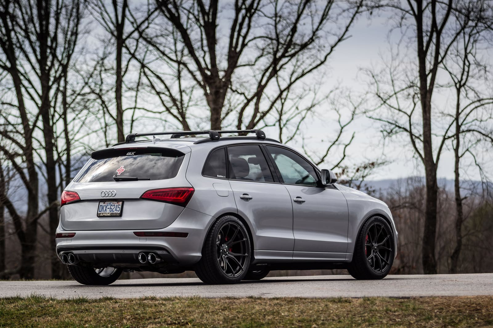 2016 Audi SQ5 with 21x9 wheels
