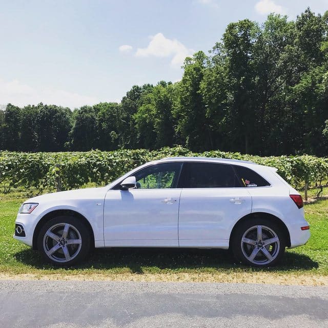 2016 Audi SQ5 with 20x9 wheels