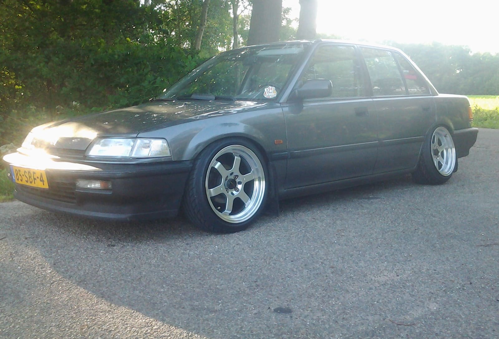 1991 Honda Civic with 16x8 japan racing jr12 wheels