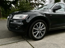 2013 Audi Q5 with 20x8 B8.5 wheels