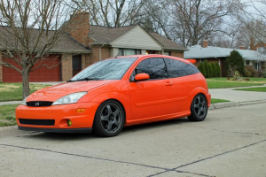2008 Ford Focus with 17x7 PR3 Anthracite wheels
