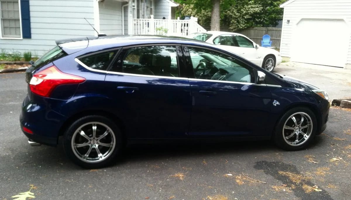 2012 Ford Focus with 17x7.5 wheels