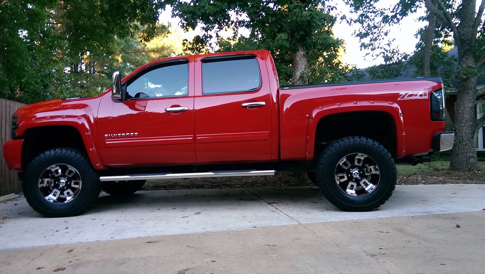 2010 Chevrolet Silverado 1500 with 18x10 wheels