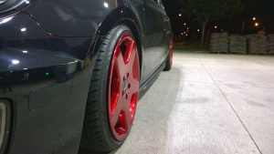 2010 Volkswagen Golf with 18x8.5 AMG Monoblock wheels
