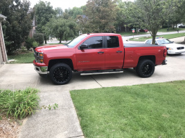 2014 Chevrolet Silverado 1500 with 20x10 wheels