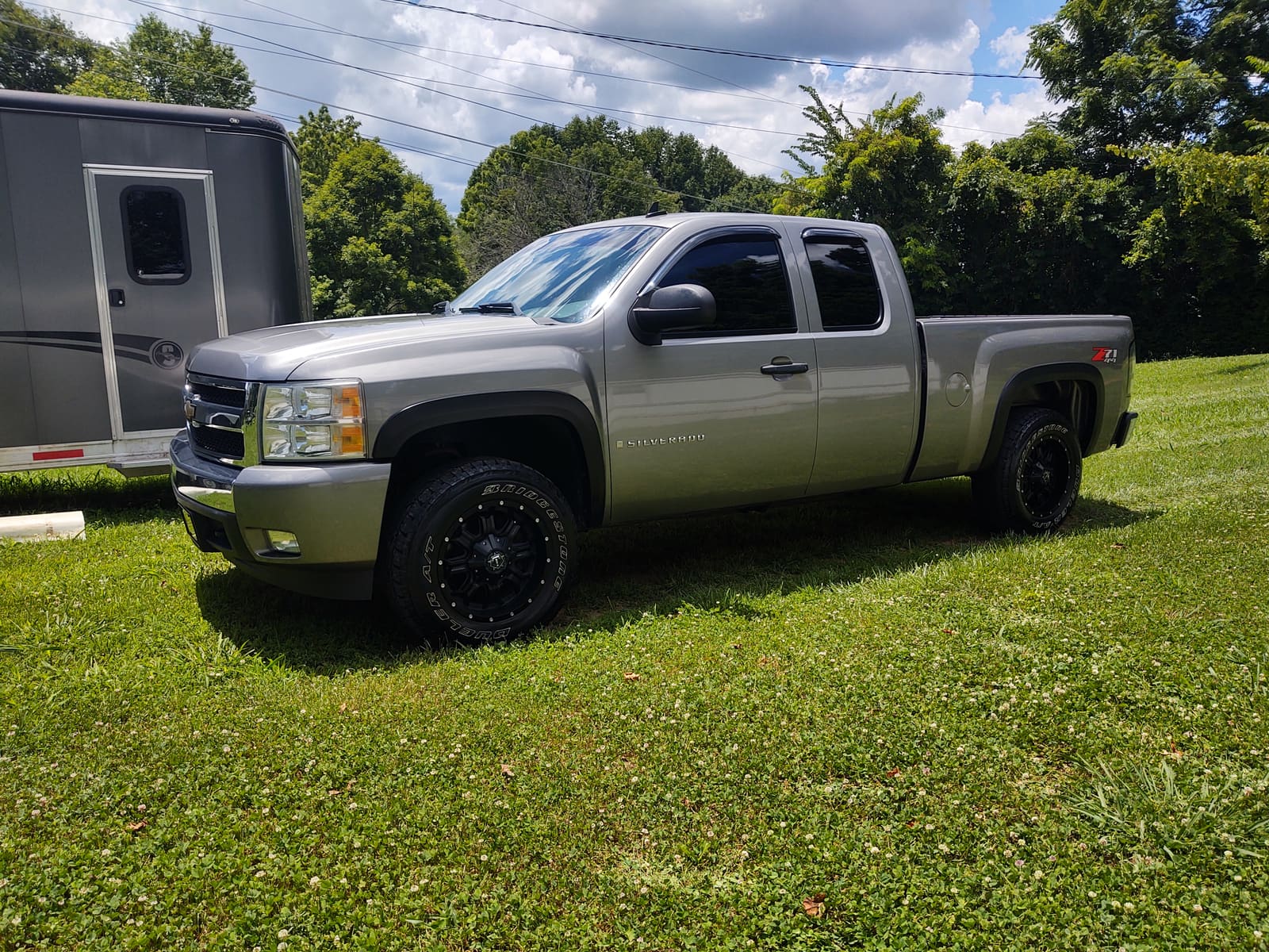 2008 Chevrolet Silverado 1500 with 18x9 wheels