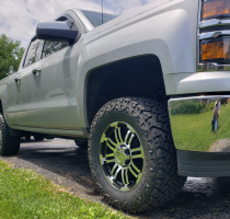 2016 Chevrolet Silverado 1500 with 18x9 wheels
