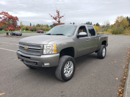 2013 Chevrolet Silverado 1500 with 20x9 wheels