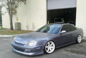 2000 Honda Prelude with 17x9 ROTA Grids wheels