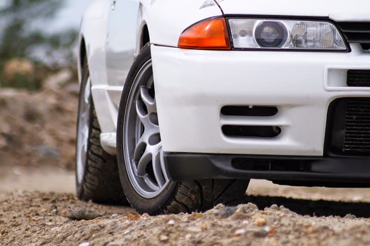 1994 Nissan R31-R34 Skyline GT-R with 17x9 NISSAN BNR33 rims wheels