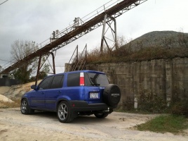 1999 Honda CR-V with 17x8 Enkie evo wheels