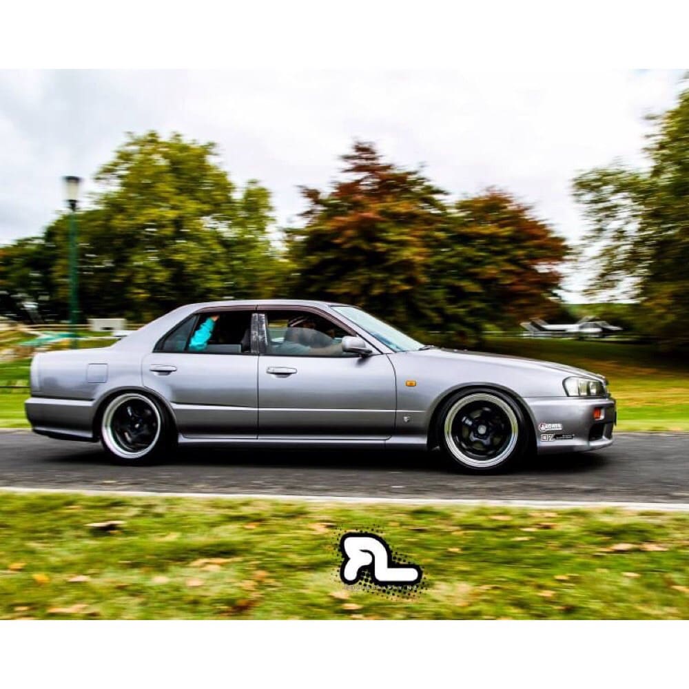 1999 Nissan R31-R34 Skyline 4dr with 18x10.5 Touchdown Wheels Unknown wheels