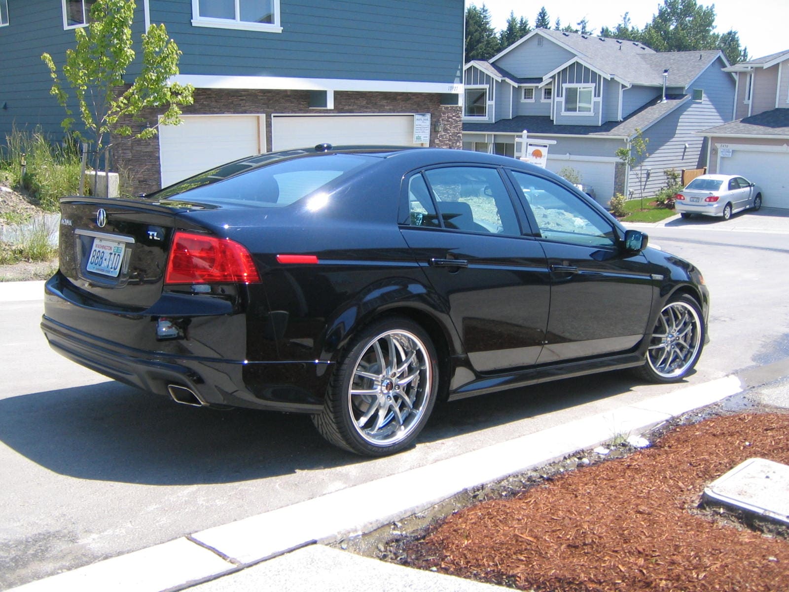 2005 Acura TL with 19x8 PIAA Super Rozza wheels