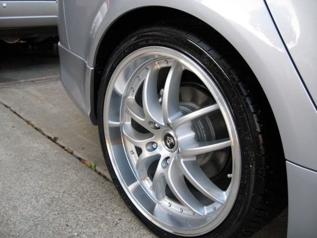 2004 Acura TL with 19x8.5 STERN ST-1 HYPER wheels