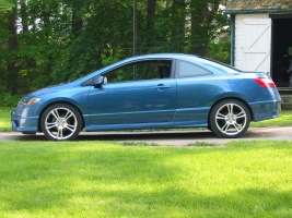 2006 Honda Civic with 18x7.5 FAST Virus wheels