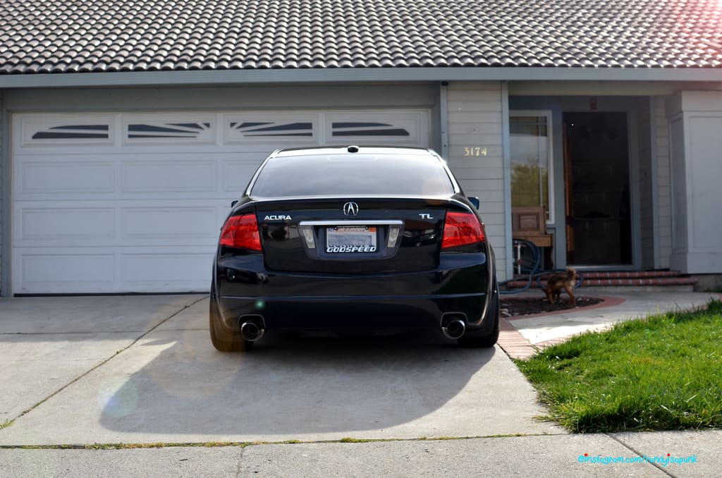 2008 Acura TL with 18x8.5 Klutch republik wheels