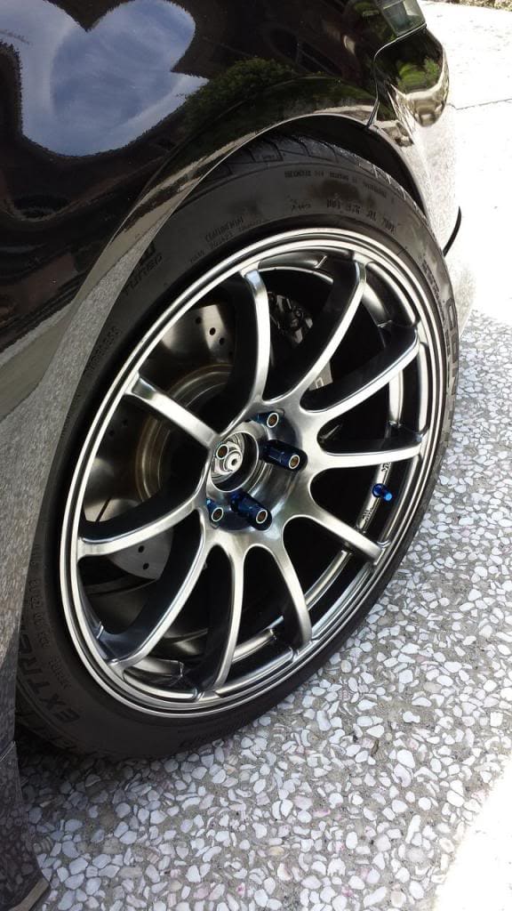 2008 Acura TL with 18x9 Rota Gforce wheels