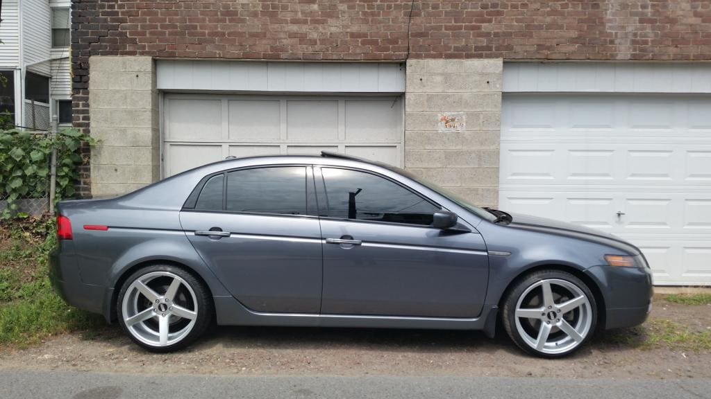 2008 Acura TL with 19x8.5 STR 607 wheels