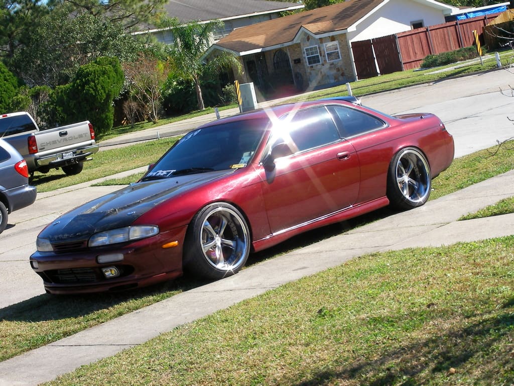 1995 Nissan S14 with 18x9.5 Work Wheels VS-KF wheels