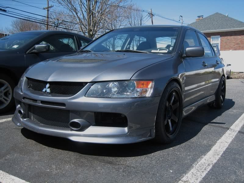 2006 Mitsubishi Lancer Evolution with 18x9.5 Volk TE37 wheels