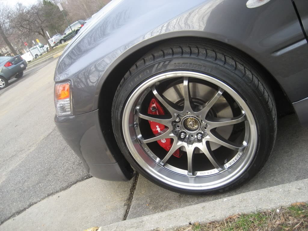 2005 Mitsubishi Lancer Evolution with 18x9.5 Volk CE28N wheels