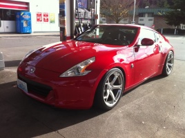 2009 Nissan 370Z with 19x9.5 Nismo 370z wheels