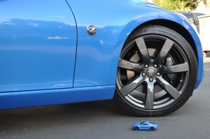 2009 Nissan 370Z with 20x9.5 Rays OEM GT-R wheels