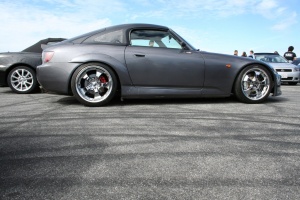 2001 Honda S2000 with 18x8 AME Shallen CX wheels