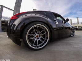 2009 Nissan 370Z with 19x9.5 Work Emotion CR2P wheels
