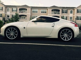 2012 Nissan 370Z with 20x9 Vossen CVT wheels