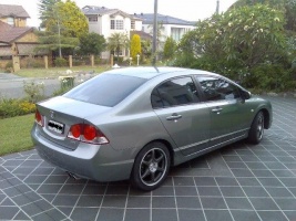 2006 Honda Civic with 17x7 Lenso DC6 wheels