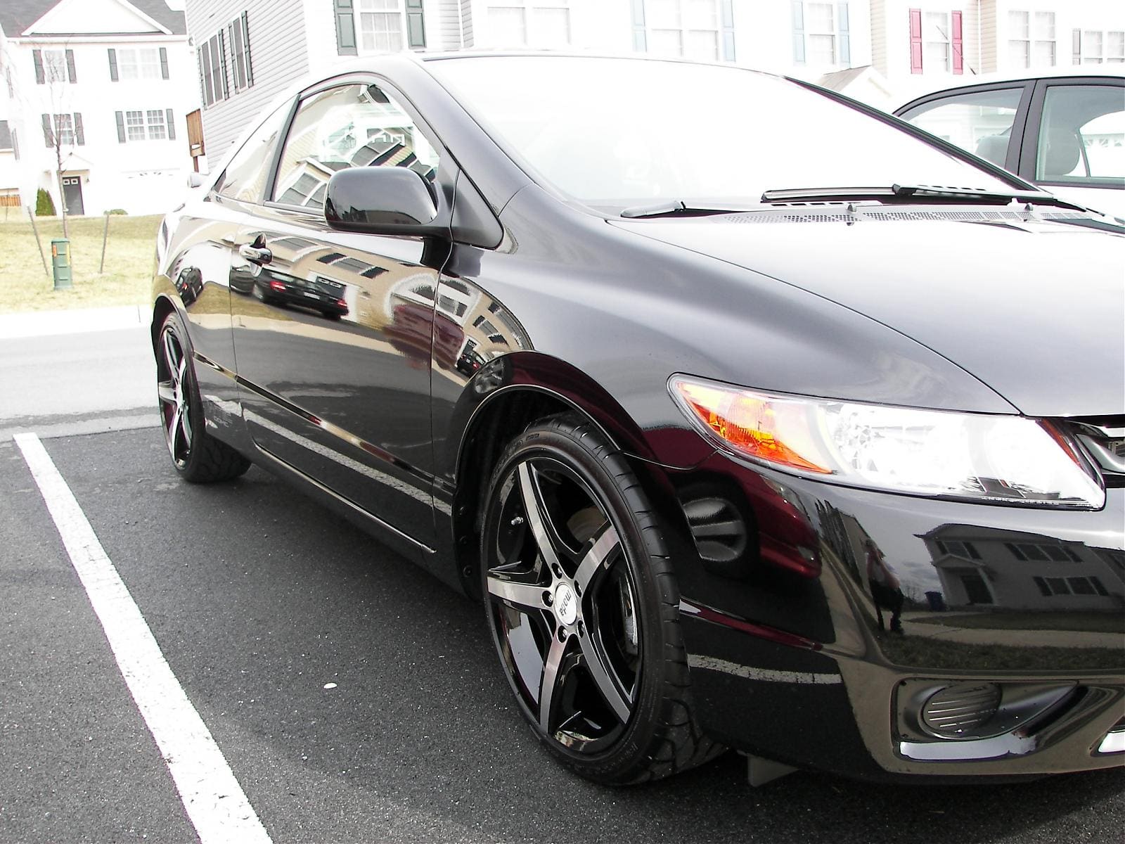 2008 Honda Civic with 18x8 Moda MD2 wheels
