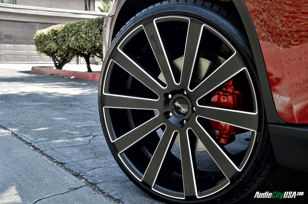 2013 BMW X6 with 24x10 Gianelle Santoneo wheels