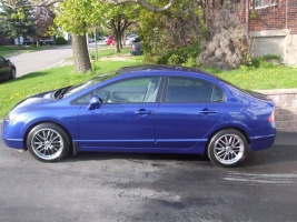 2007 Honda Civic with 17x8 Konig Again5 wheels