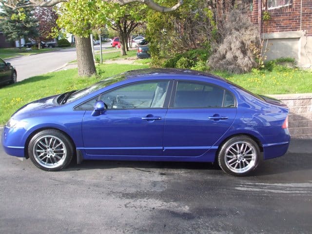 2007 Honda Civic with 17x8 Konig Again5 wheels