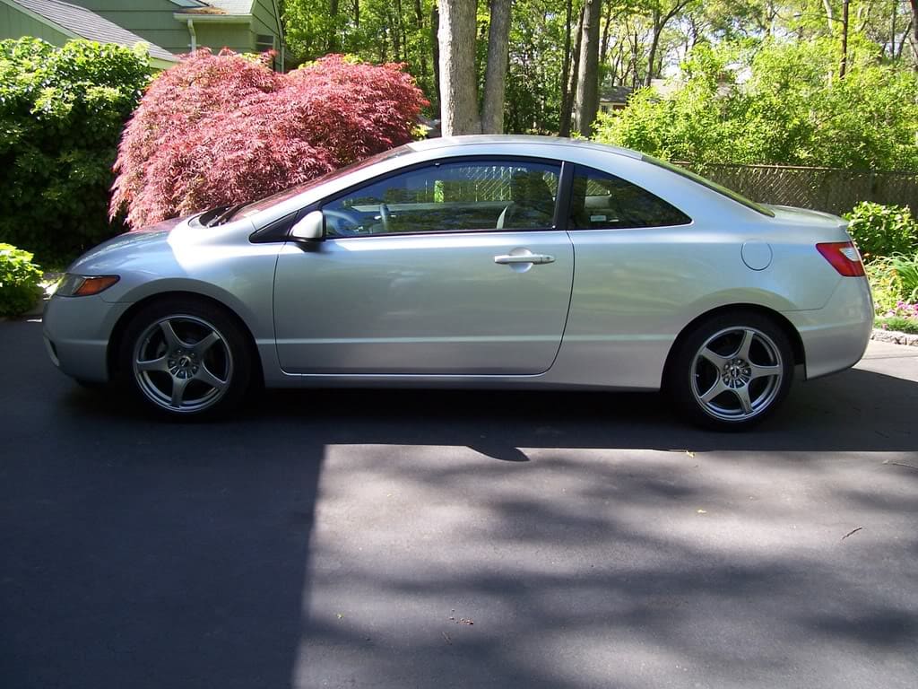 2008 Honda Civic with Enkei RP03 wheels