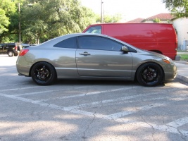 2007 Honda Civic with 18x8.5 Gram Lights 57F wheels