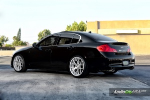 2011 Infiniti G37x with 20x9 Rennen CSL 4 wheels