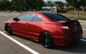 2007 Honda Civic with 18x8 Work Emotion XD-9 wheels