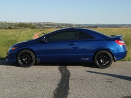 2008 Honda Civic with 18x8 Tenzo-R Type-M wheels