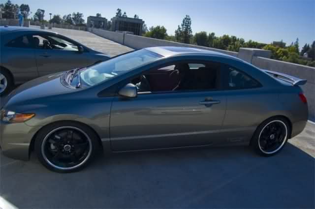 2006 Honda Civic with 18x8 Tenzo GT-5 wheels