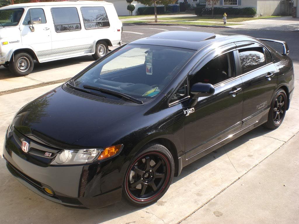 2008 Honda Civic with 17x7.5 Rota SDX wheels