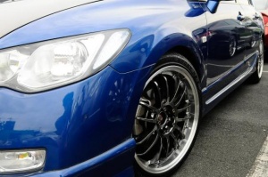 2009 Honda Civic with 18x8 Rota HyperBlack wheels