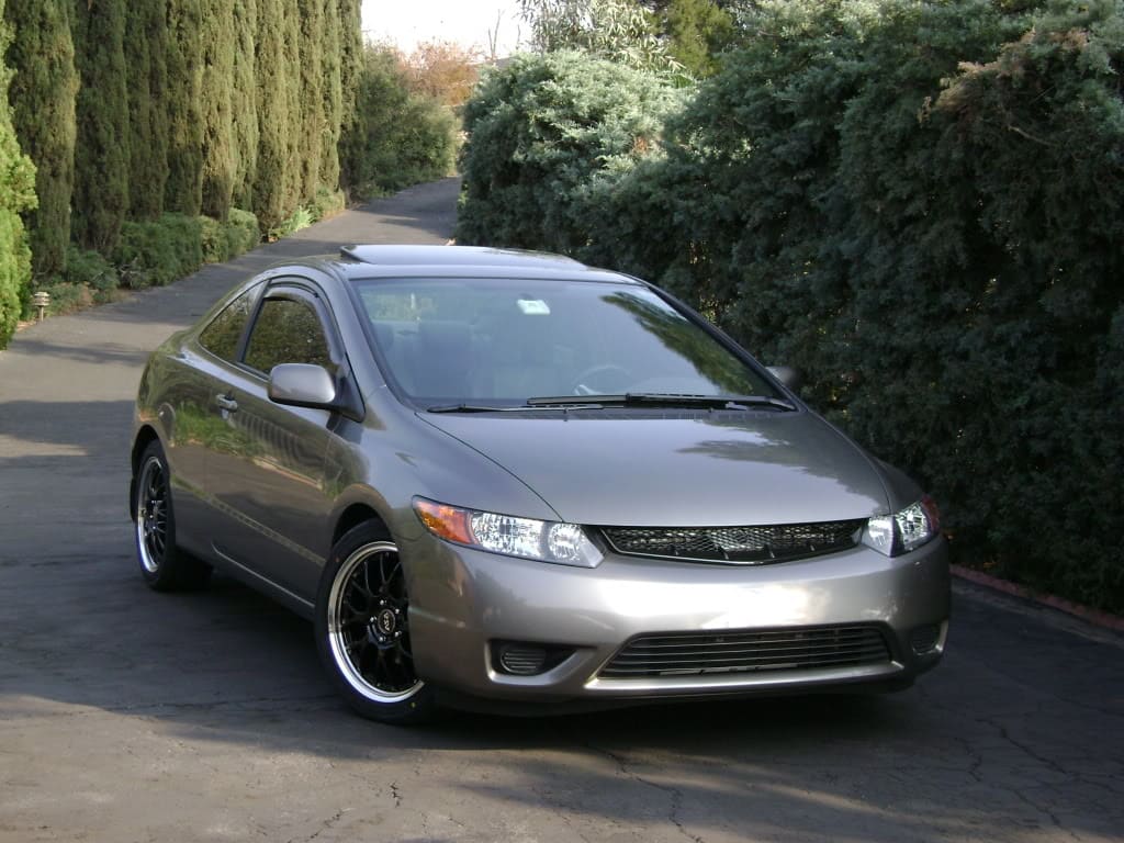 2009 Honda Civic with 17x7 ASA AR1 wheels