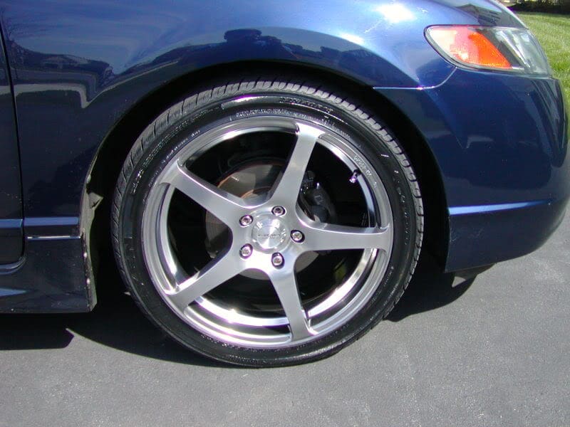 2008 Honda Civic with 18x7.5 Kyowa Racing KR210 wheels