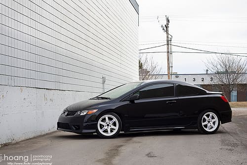 2006 Honda Civic with 17x8.5 Volk TE37 wheels