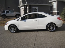 2009 Honda Civic with 18x7.5 Kyowa Racing KR206 wheels